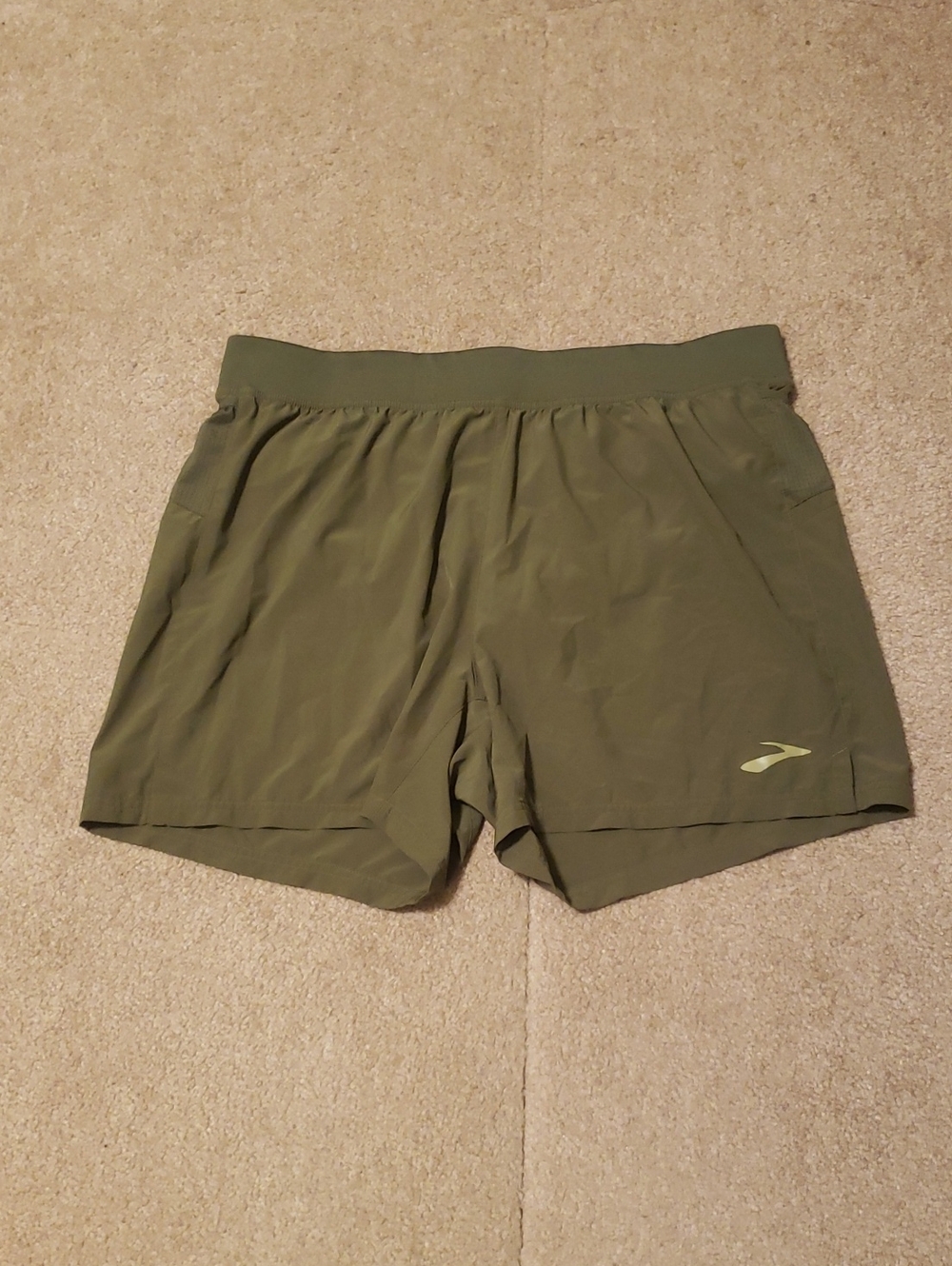Brooks Men's Green Sherpa 5' Running Shorts